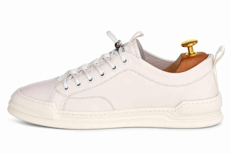 SPORTS SHOES ( КРОСІВКИ)  М білий шкіра FD8967N-J23 White Cosottinni