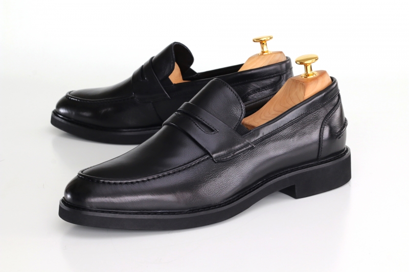 Loafers (Лофери) М чорний шкіра D993N-89-1 Black Cosottinni