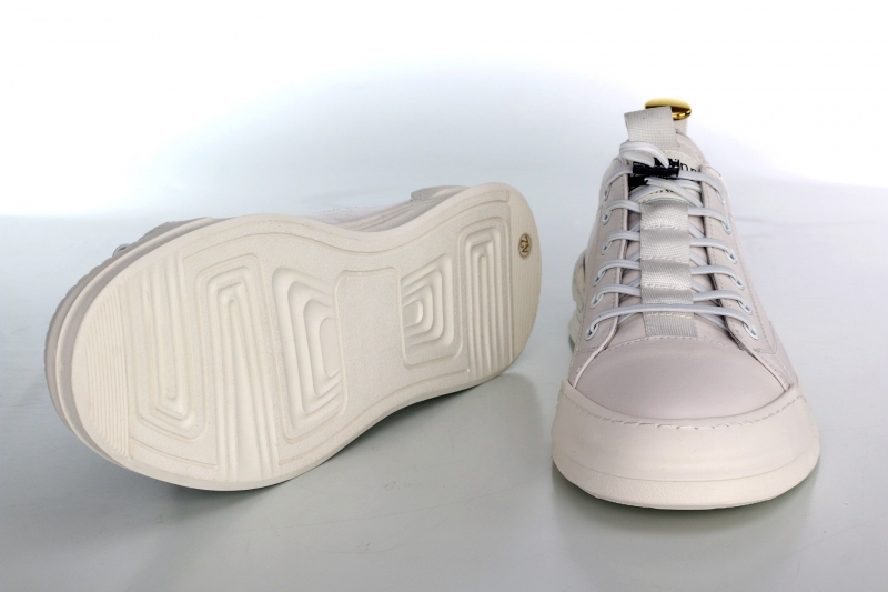 SPORTS SHOES ( КРОСІВКИ)  М білий шкіра FD8967N-J23 White Cosottinni