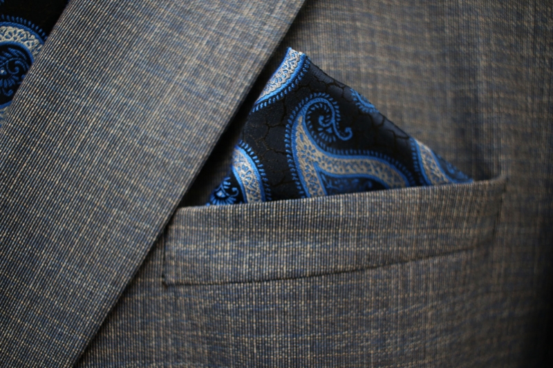 Чоловічий одяг Класичні костюми SLIM FIT М сіро-синій 80% WOOL, 20% VISCOSE K 010 GREY AMONCE