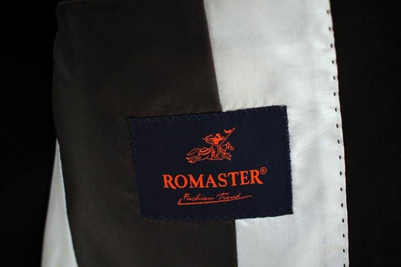 Чоловічий одяг Класичні костюми SLIM FIT ТРОЙКА М чорний 80% WOOL, 20% VISCOSE 420 ROMASTER