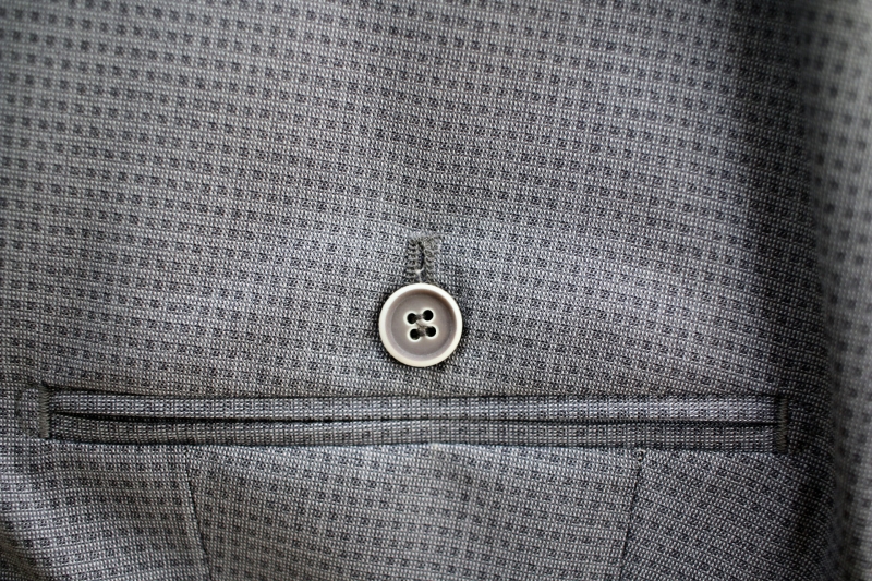 Чоловічий одяг Класичні костюми SLIM М сірий 65 % POLY , 35% VISKON E33 Light grey ZI.GANALI