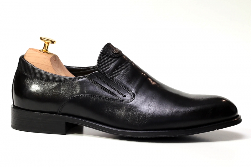 Slippers (Сліпери) М чорний шкіра D969N-50-5 BLACK Cosottinni 39(р)