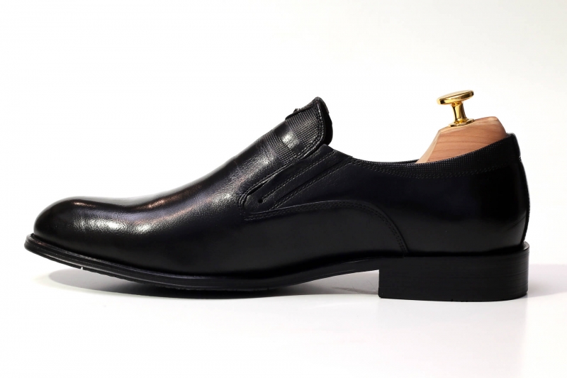 Slippers (Сліпери) М чорний шкіра D969N-50-5 BLACK Cosottinni 39(р)