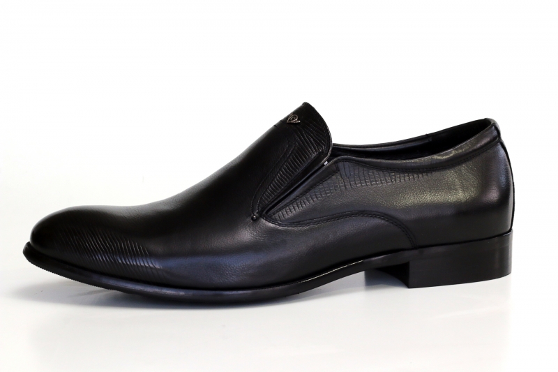 Slippers (Сліпери) М чорний шкіра D01N-829-1 BLACK Cosottinni