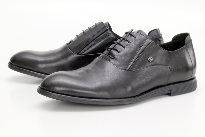 Oxfords (Оксфорди) М чорний шкіра 1623AN-0806 black Cosottinni 39(р)