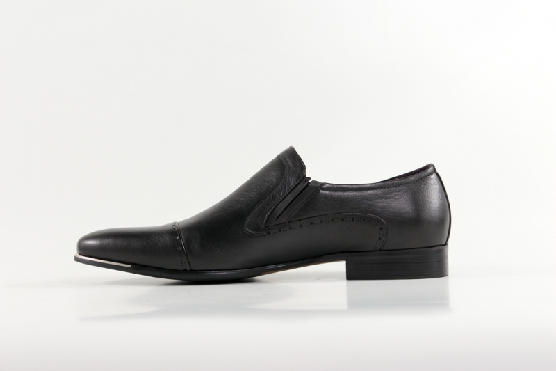 Slippers (Сліпери) М чорний шкіра 1471-08-B152 black Cosottinni 42(р)