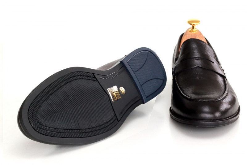 Loafers (Лофери) М чорний шкіра 2055AN-0706 Black Cosottinni